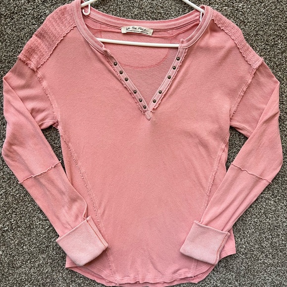 ‘We the Free’ Free People Pink Longsleeve Top - Picture 1 of 4